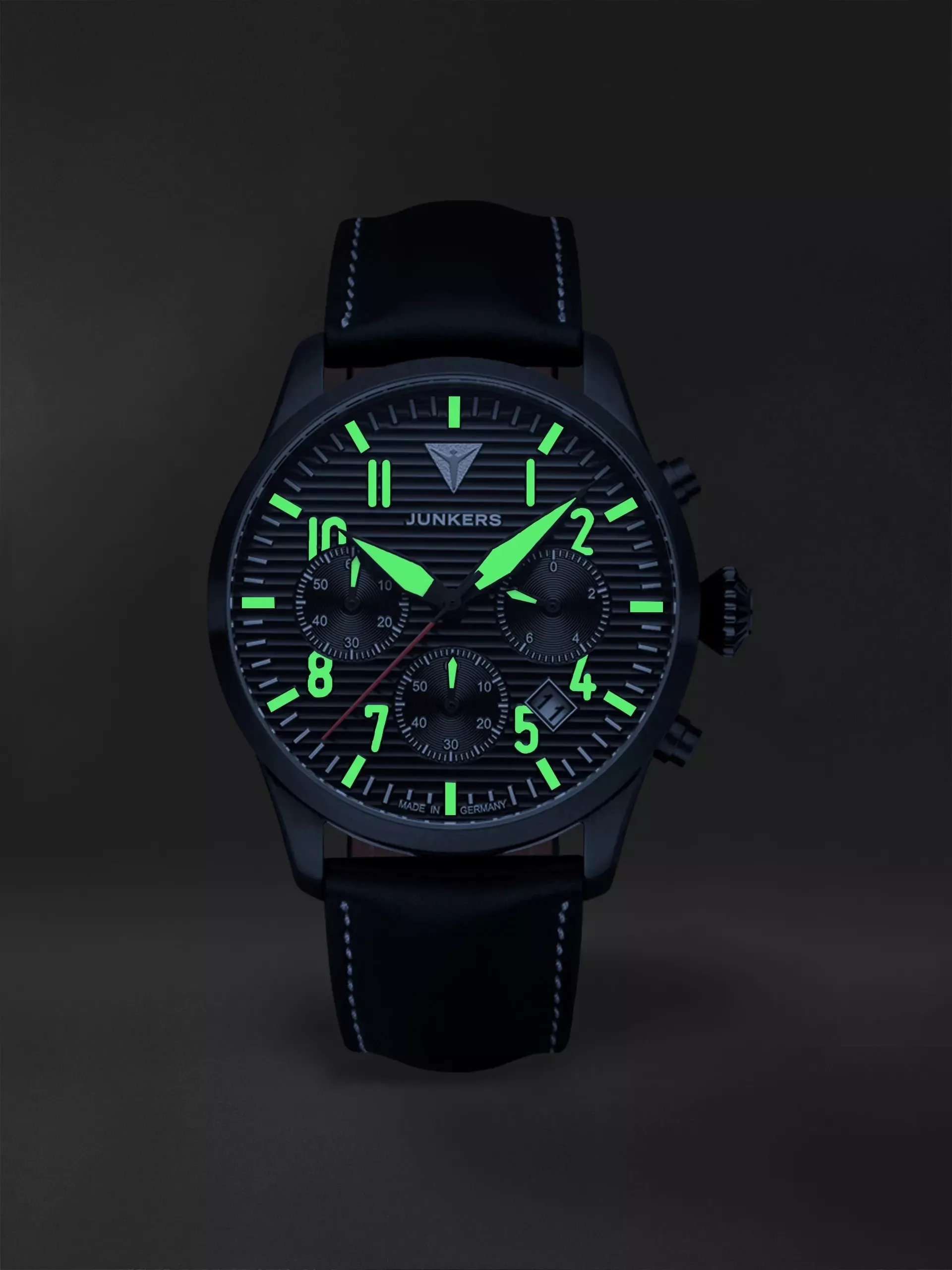 Junkers Herren Armbanduhr 9.56.01.02 Flieger Chronograph Lederband schwarz