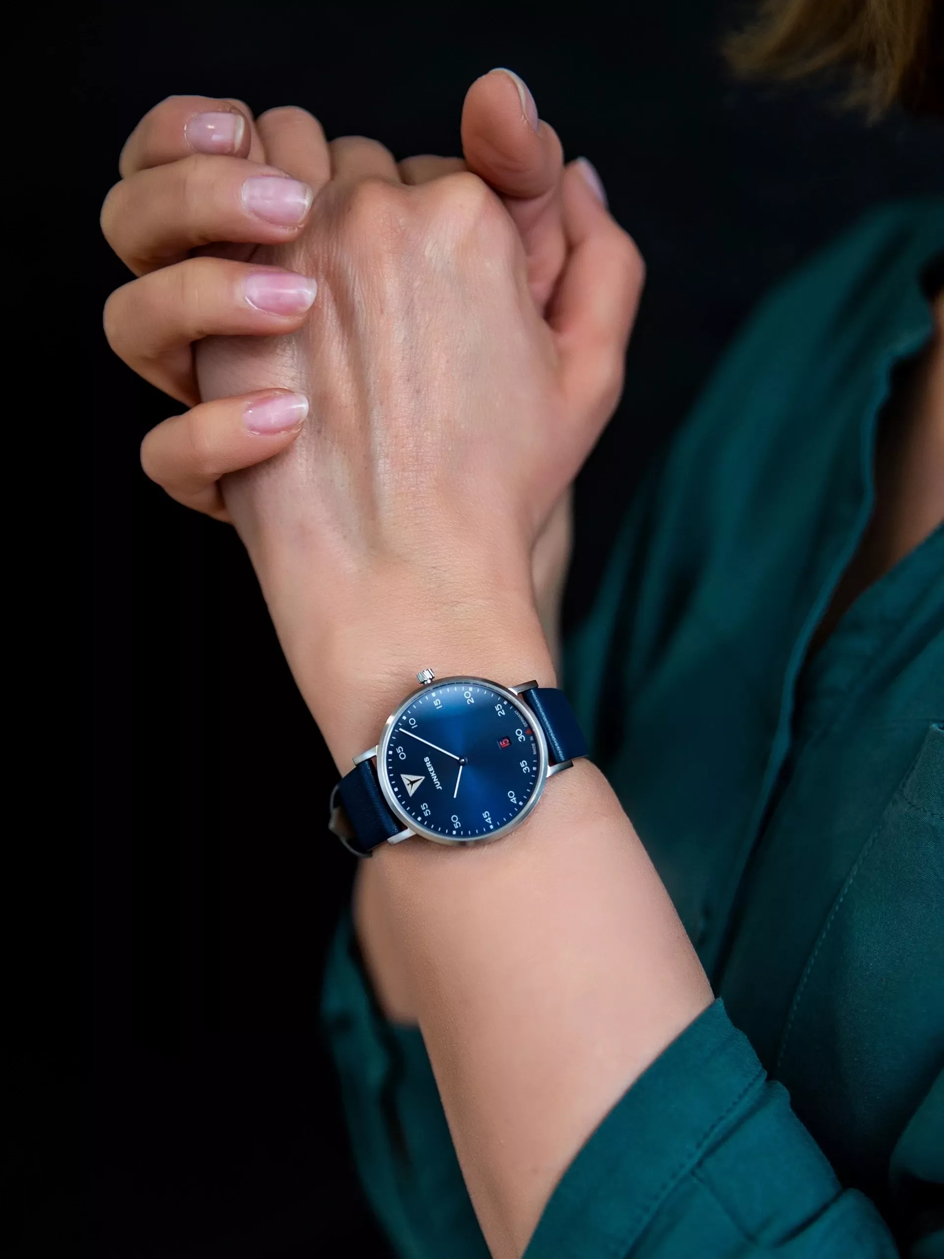 Junkers Damen Armbanduhr Dessau Steamline 9.51.01.01 mit Lederband blau