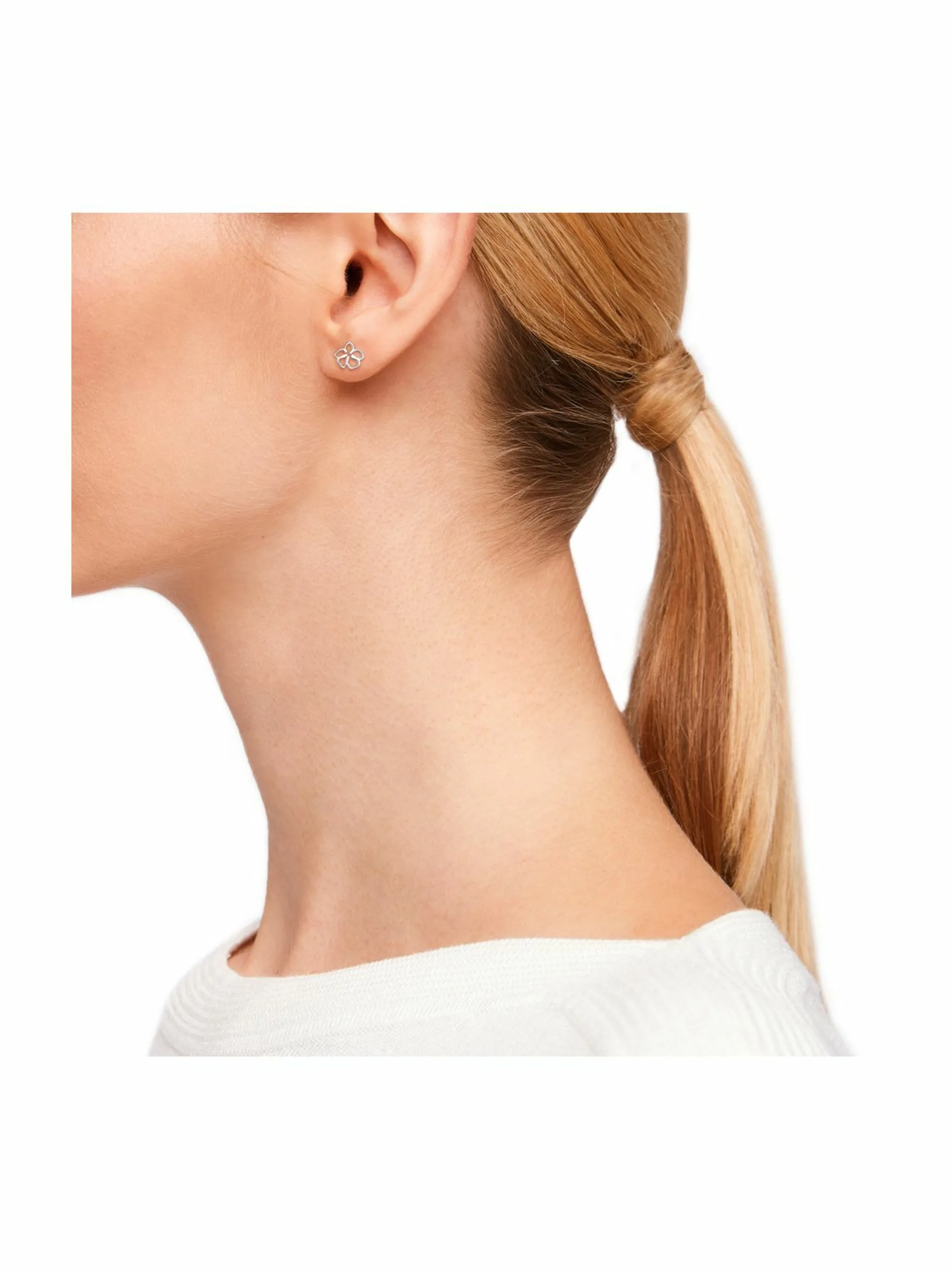 s.Oliver Damen Ohrstecker 2033876 Blume Silber 925/-