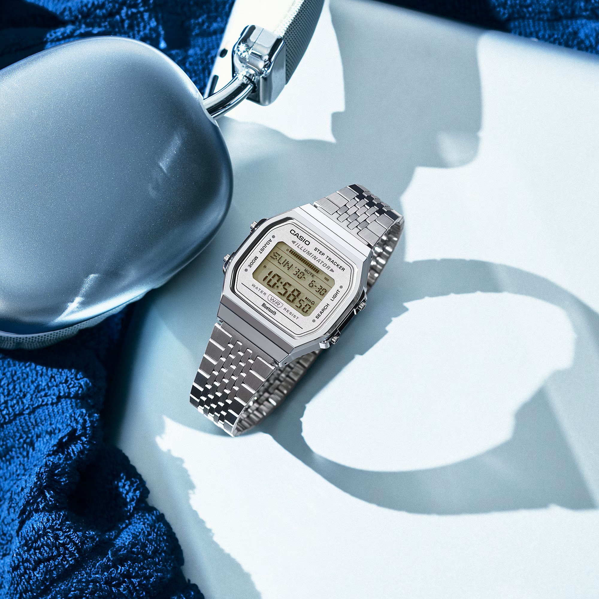Casio Vintage Armbanduhr ABL-100WE-7AEF Bluetooth® digital mit Schrittzähler