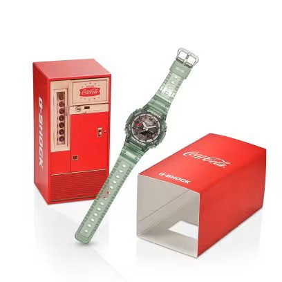 Casio Armbanduhr GA-2100CC-3AER G-SHOCK x Coca-Cola® Limited Edition