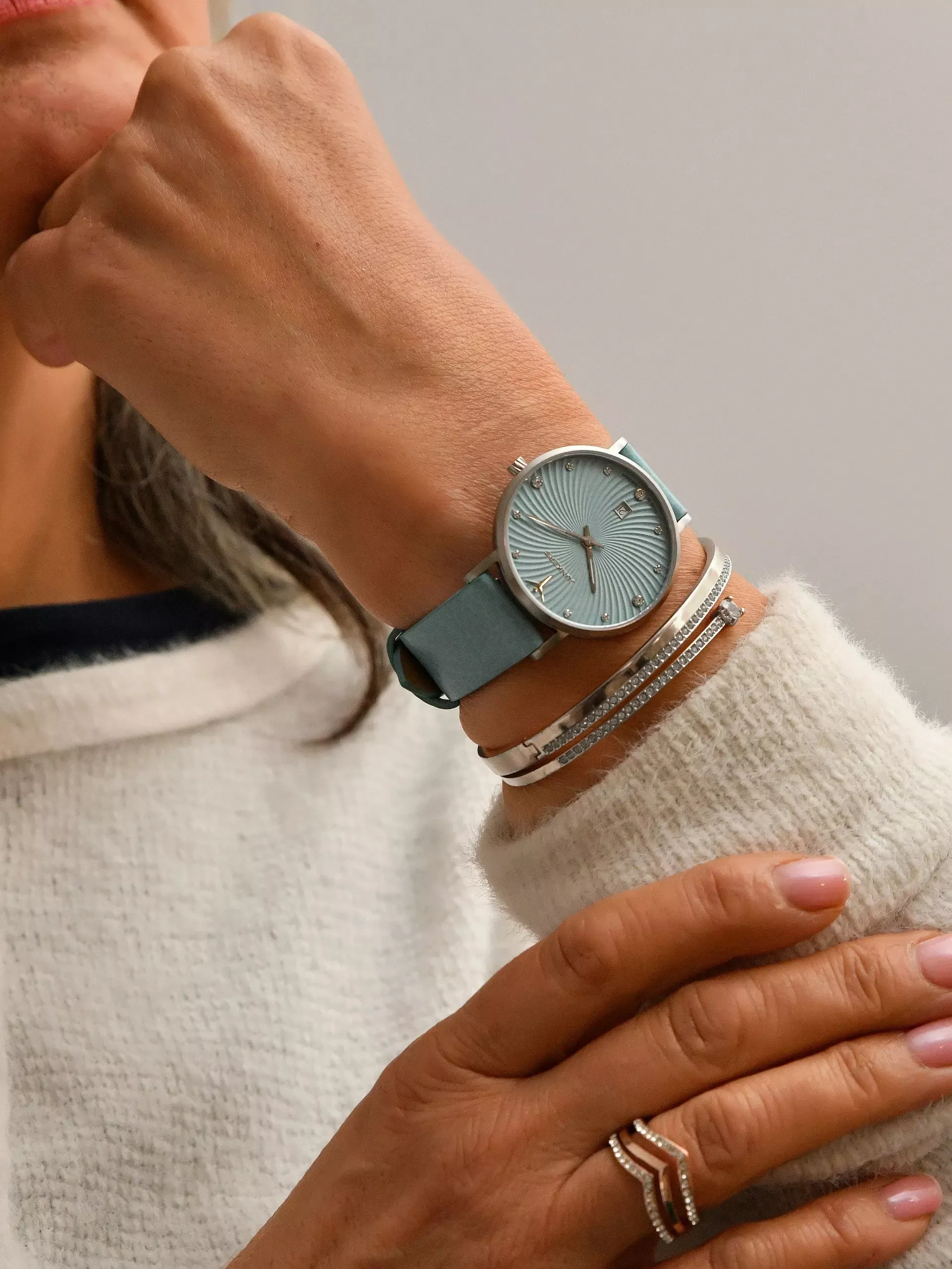 Junkers Damen Armbanduhr 951.02.01 Annelise 34 mit Lederband hellblau