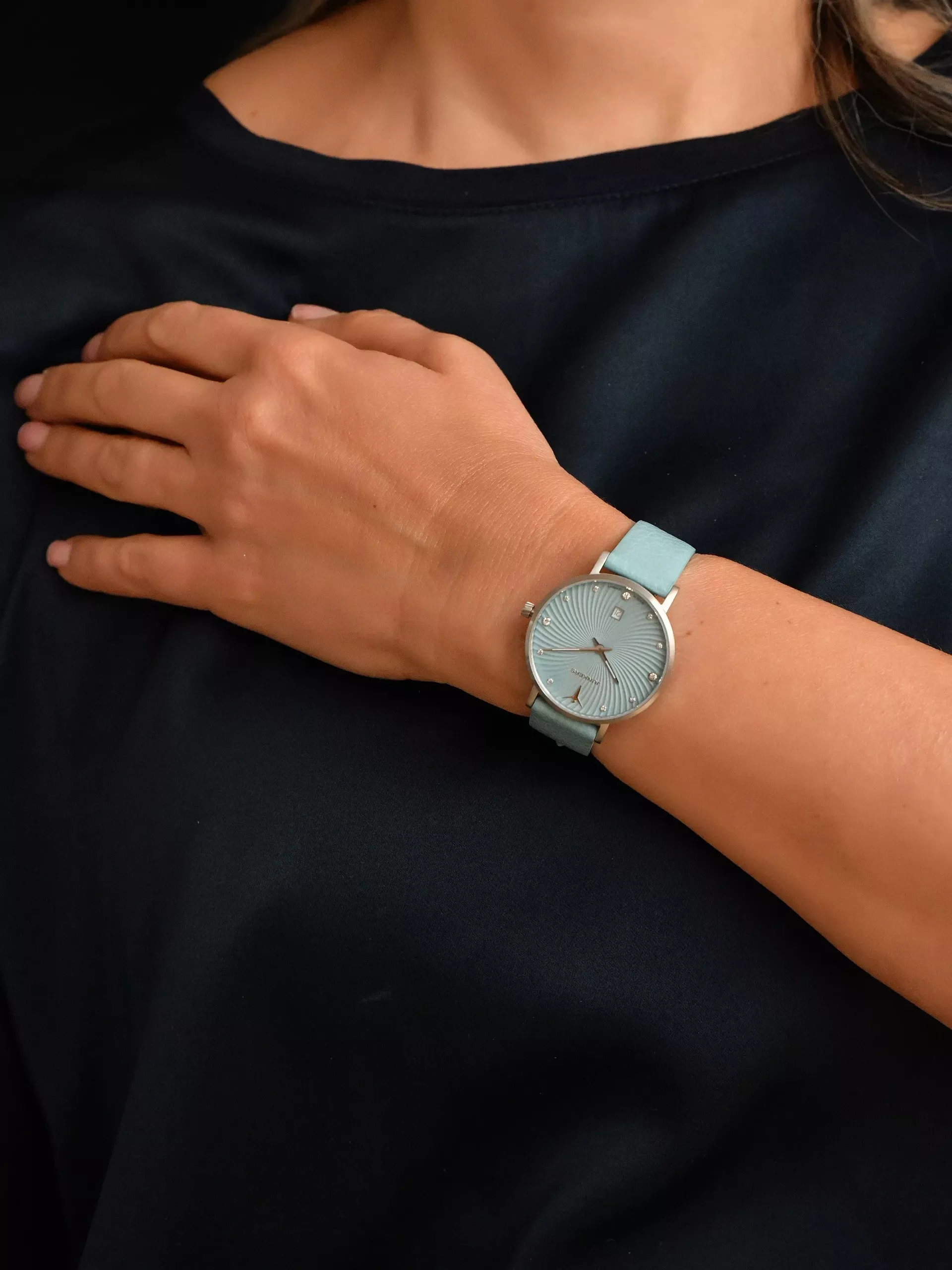 Junkers Damen Armbanduhr 951.02.01 Annelise 34 mit Lederband hellblau